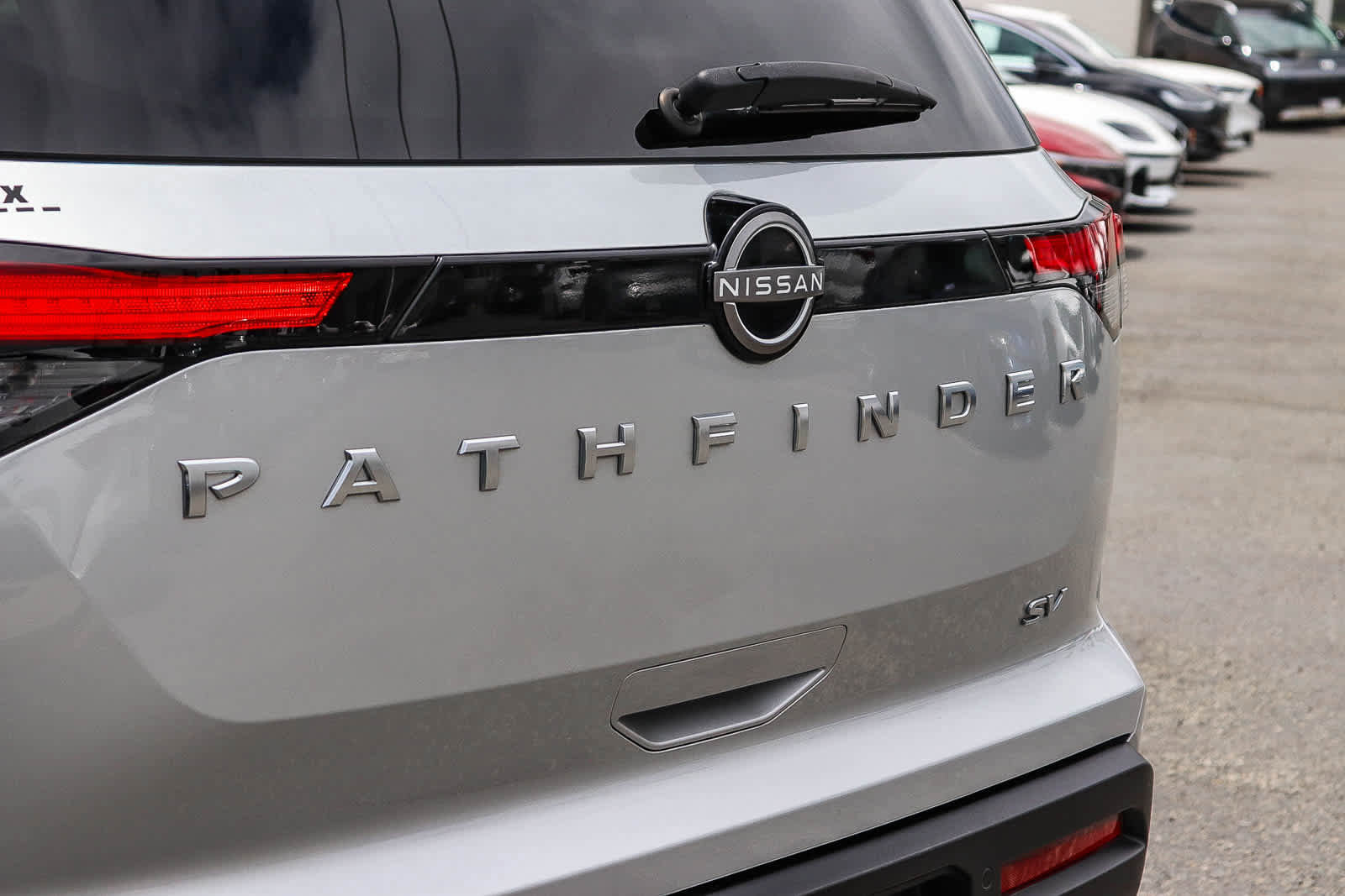 Used 2023 Nissan Pathfinder SV w/ Cargo Package FWD image 7