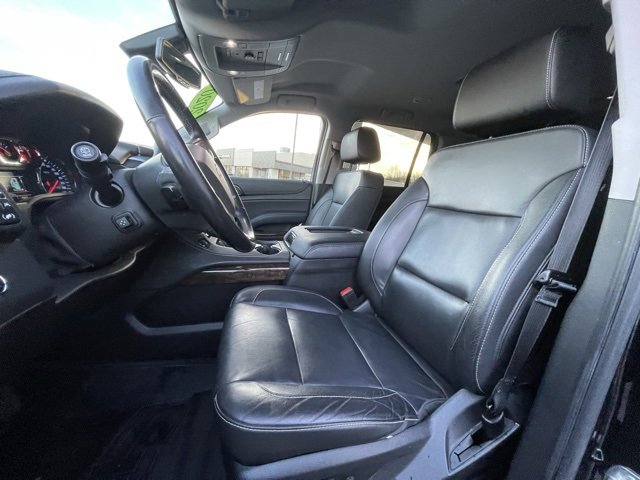 Used 2020 Chevrolet Tahoe LT w/ Luxury Package image 12