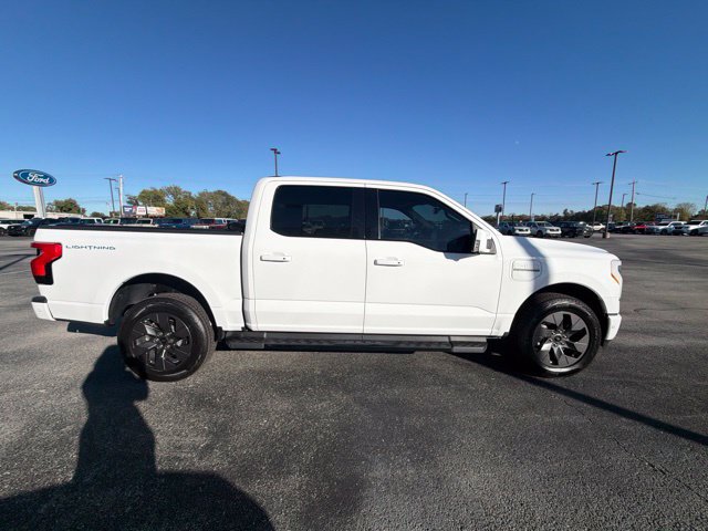 Used 2022 Ford F150 Lightning Lariat w/ Equipment Group 511A High AWD/4WD image 4