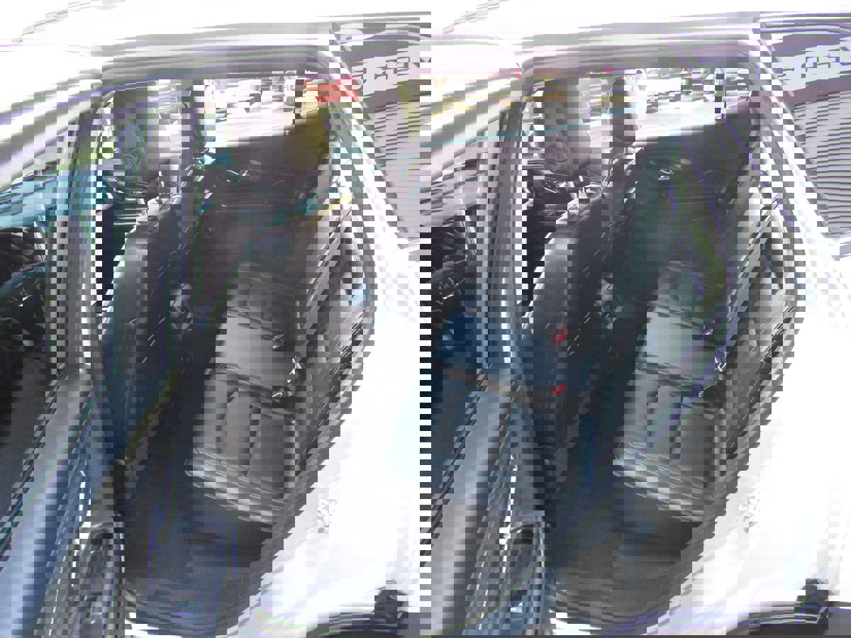 Used 2022 GMC Terrain SLT w/ Infotainment Package II image 5