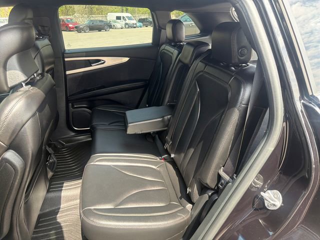 Used 2019 Lincoln Nautilus Premier AWD/4WD image 24