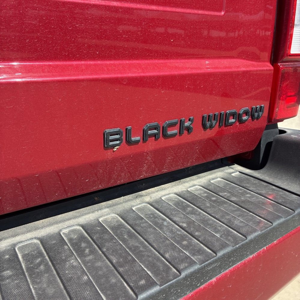 Used 2022 Ford F250 Lariat w/ Black Appearance Package AWD/4WD image 14