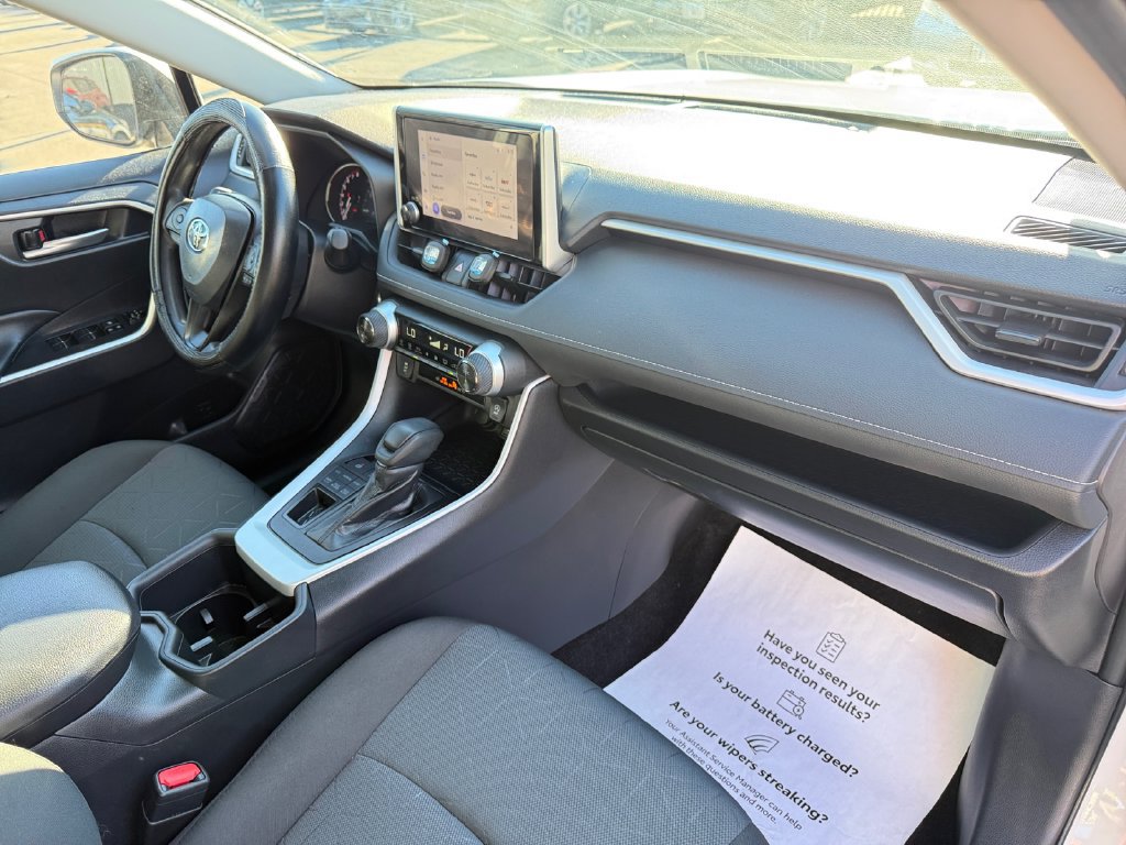 Certified 2025 Toyota RAV4 XLE AWD/4WD image 17