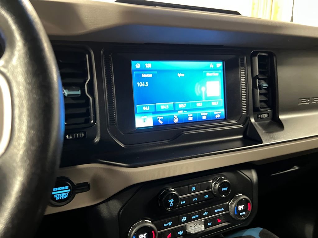 Used 2021 Ford Bronco Wildtrak image 21