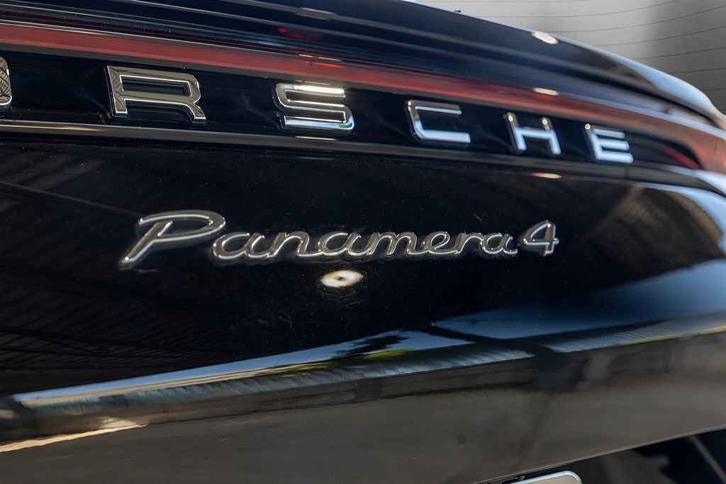 Used 2021 Porsche Panamera 4 AWD/4WD image 18