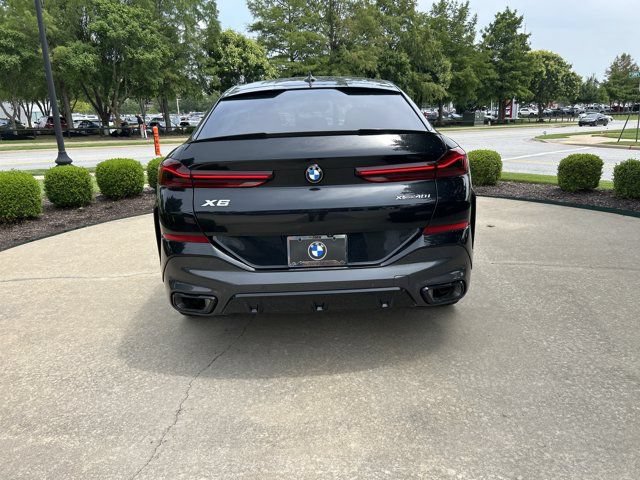 Used 2023 BMW X6 xDrive40i w/ M Sport Package AWD/4WD image 6