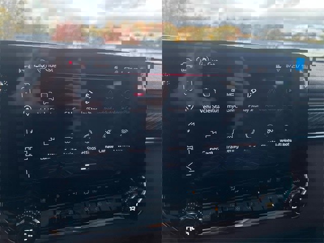 New 2026 GMC Canyon AT4 w/ Technology Plus Package image 17