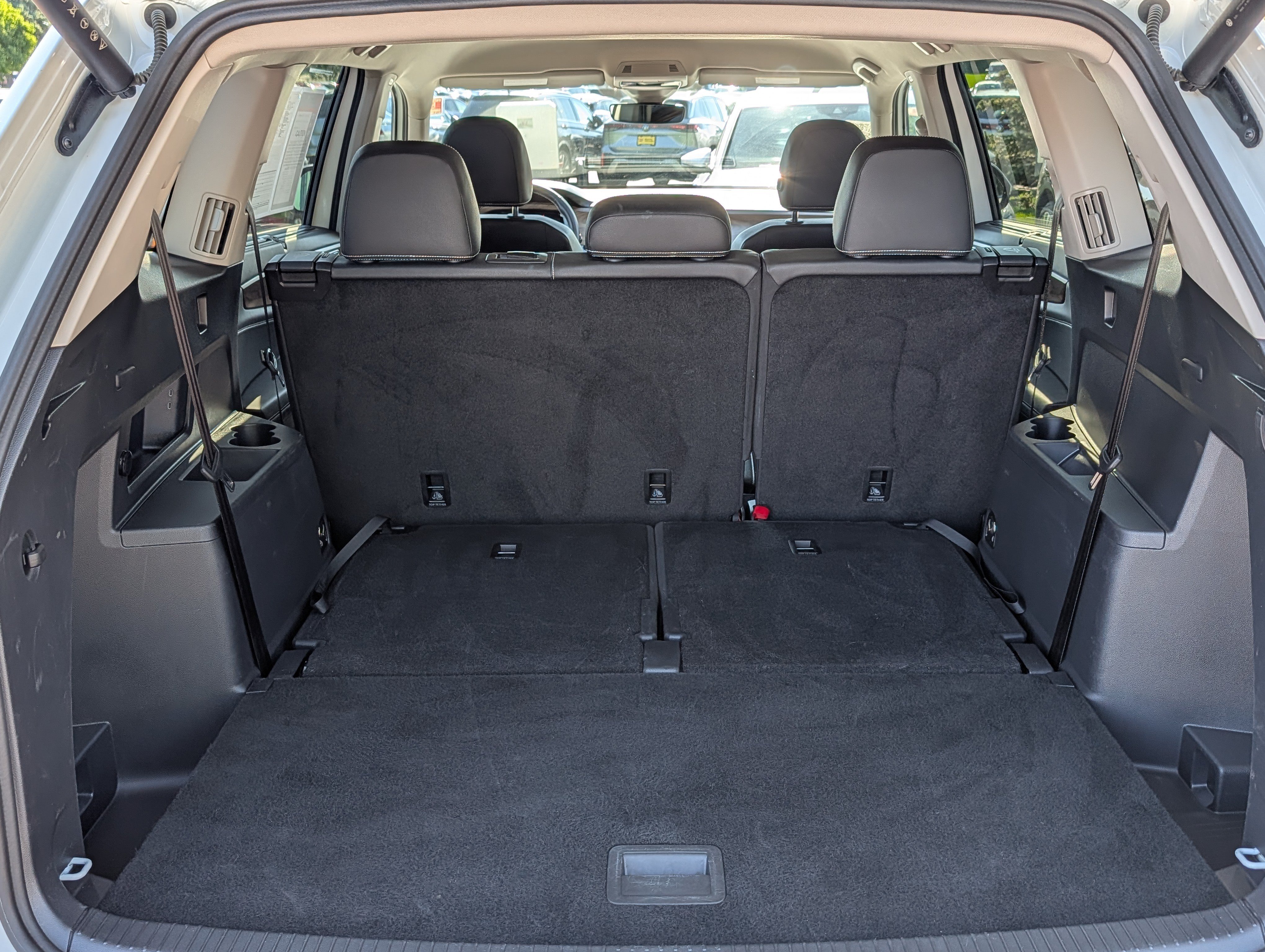 Certified 2025 Volkswagen Atlas SE AWD/4WD image 18