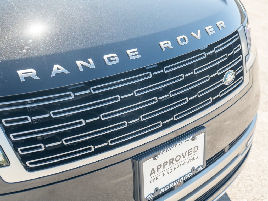 Certified 2026 Land Rover Range Rover SE AWD/4WD image 16
