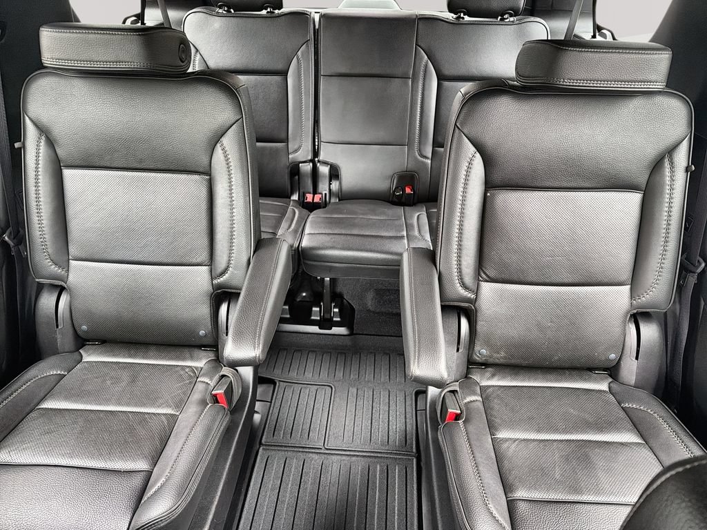 Used 2024 GMC Yukon Denali AWD/4WD image 25