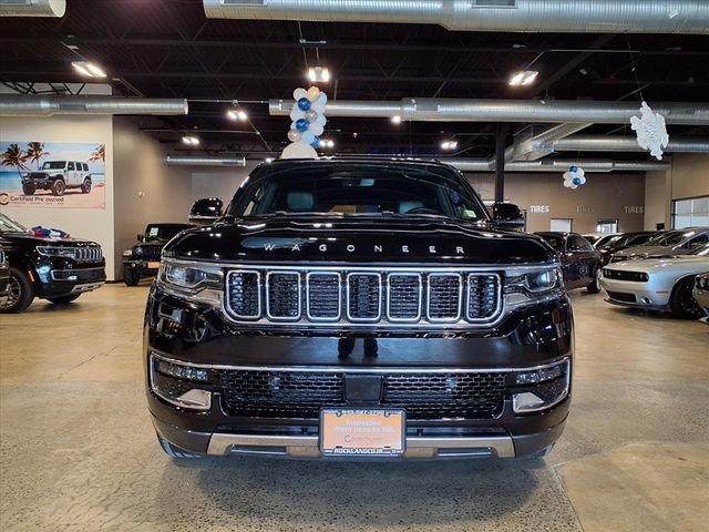 Used 2022 Jeep Wagoneer Series III w/ Flexible Seating Group AWD/4WD image 3