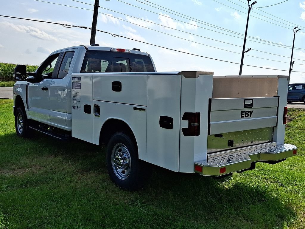 New 2026 Ford F350 XL w/ XL Chrome Package AWD/4WD image 3