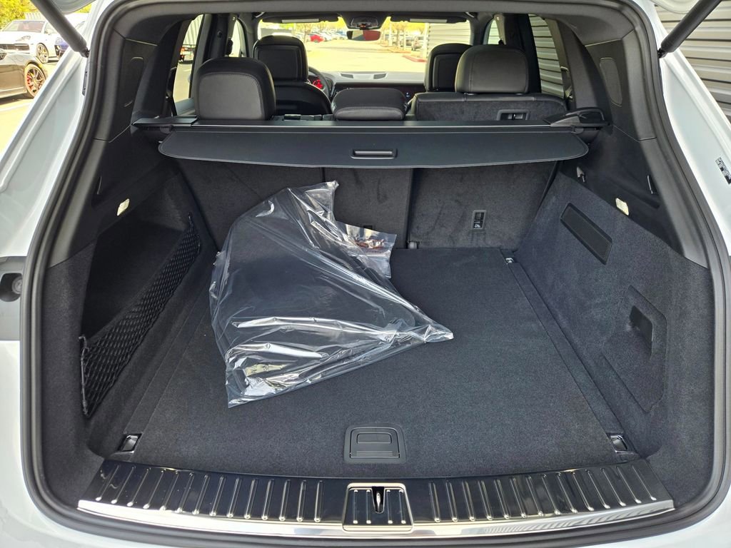 New 2026 Porsche Cayenne image 27