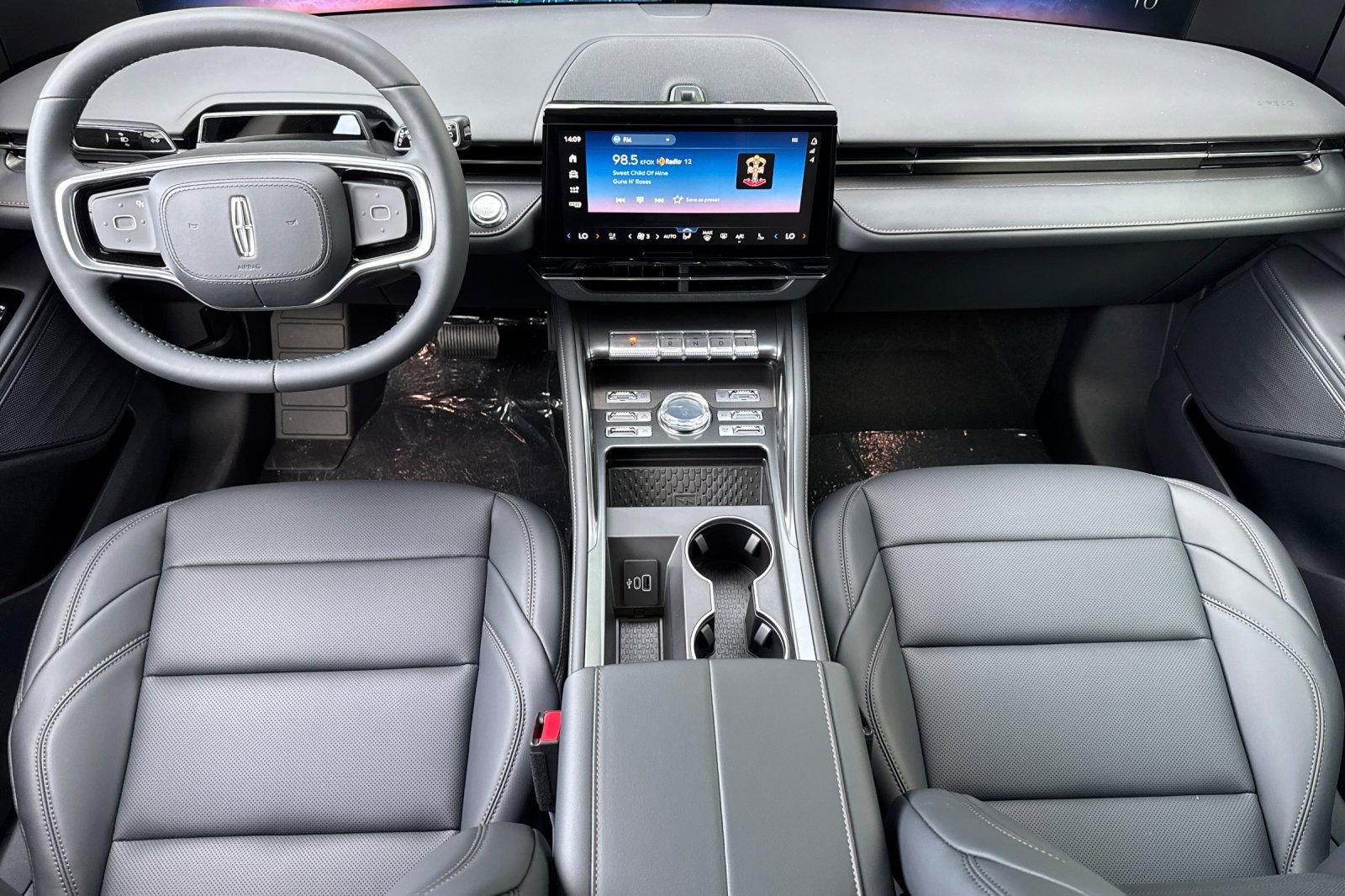 New 2026 Lincoln Nautilus Premier image 11