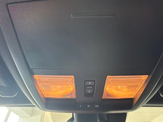 Used 2016 Dodge Challenger SXT Plus RWD image 24