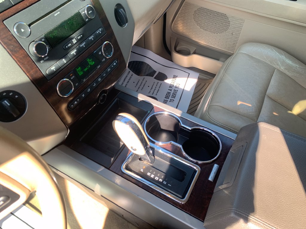 Used 2012 Ford Expedition XLT AWD/4WD image 22