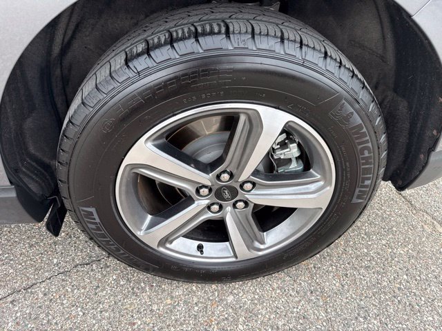 Certified 2023 Ford Edge SEL w/ Convenience Package AWD/4WD image 4