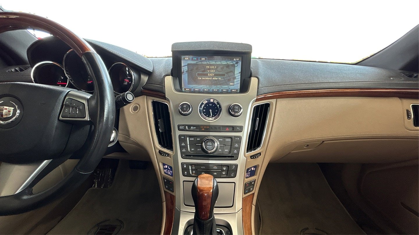 Used 2011 Cadillac CTS Premium image 15