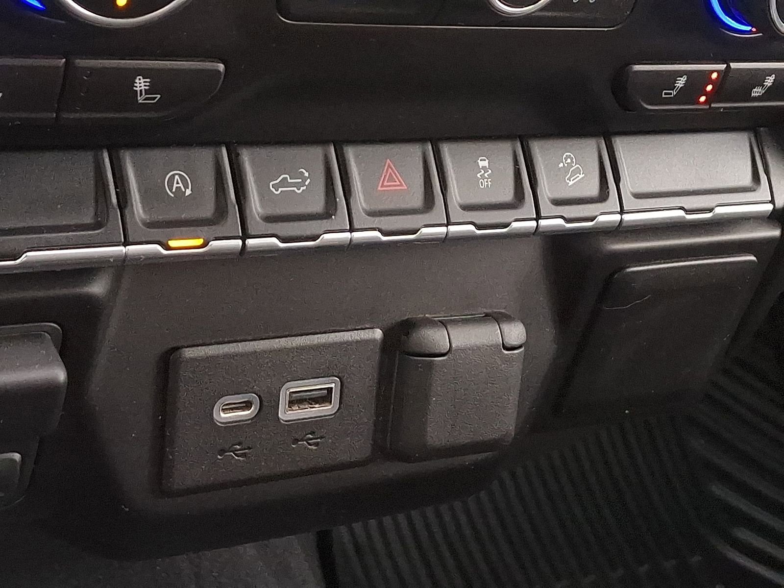Used 2019 Chevrolet Silverado 1500 RST w/ All-Star Edition AWD/4WD image 26