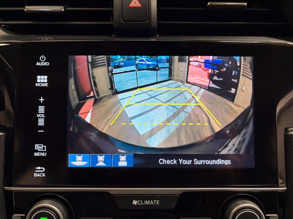 Used 2018 Honda Civic Touring image 19