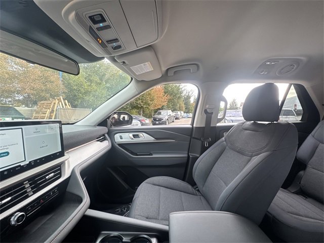 New 2026 Ford Explorer Active image 27