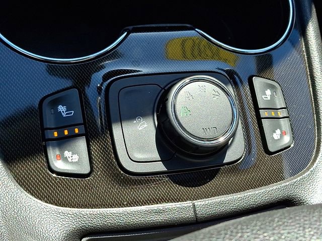 Used 2020 GMC Acadia AT4 image 25