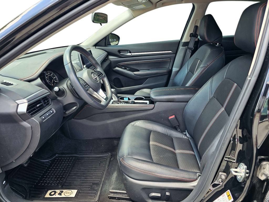 Used 2023 Nissan Altima 2.5 SR FWD image 17