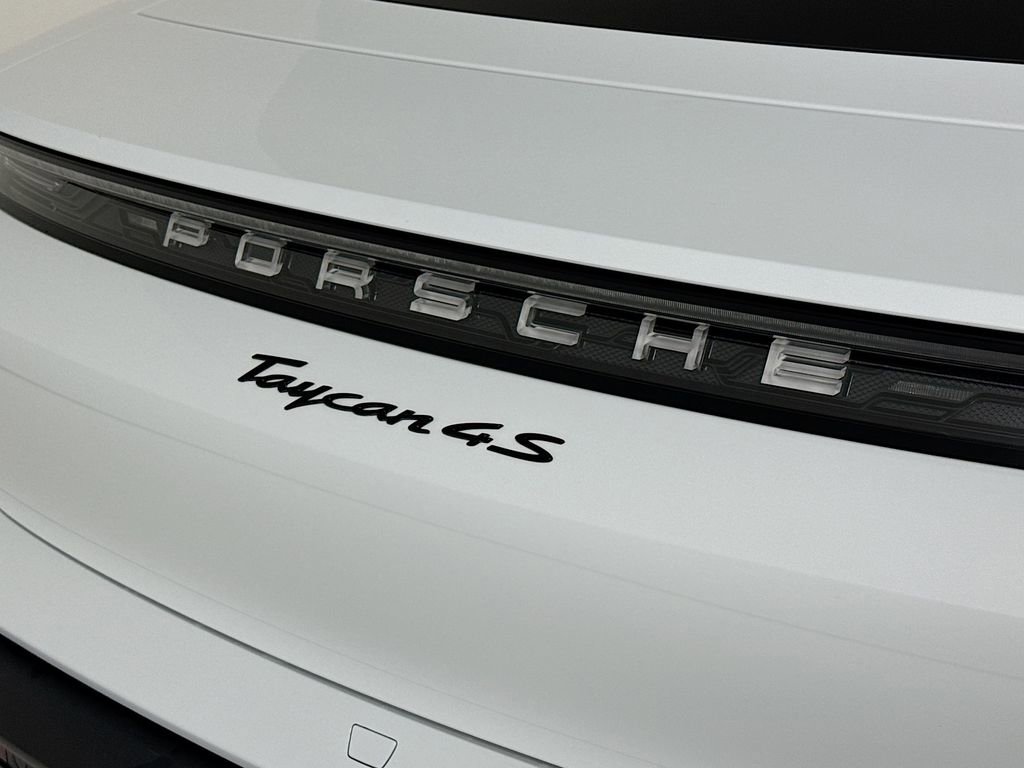 Certified 2021 Porsche Taycan 4S AWD/4WD image 35
