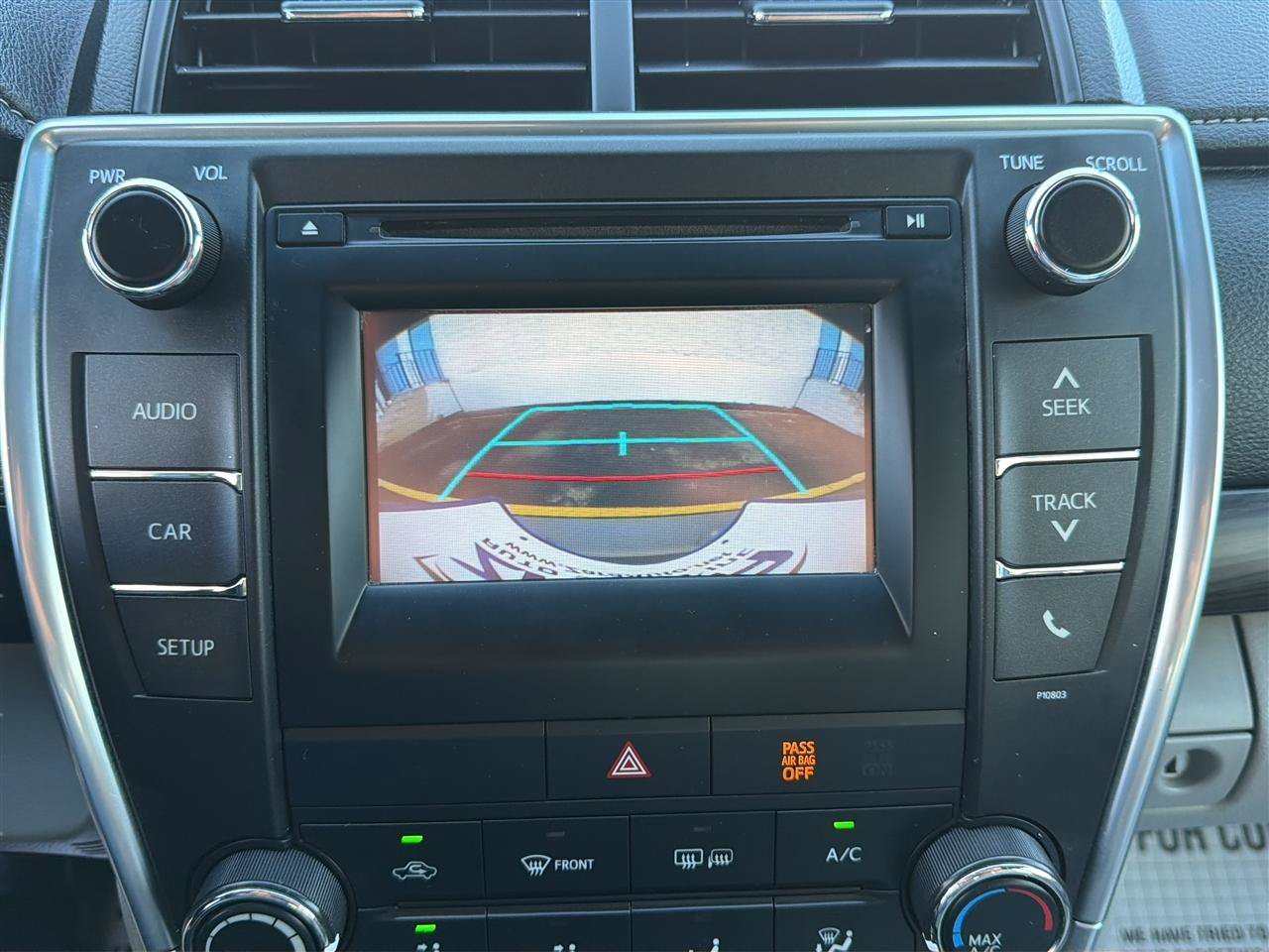 Used 2015 Toyota Camry LE FWD image 23