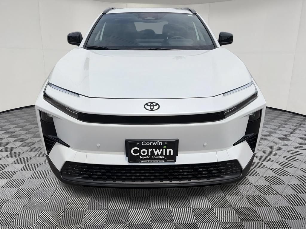 Used 2026 Toyota C-HR AWD/4WD image 2