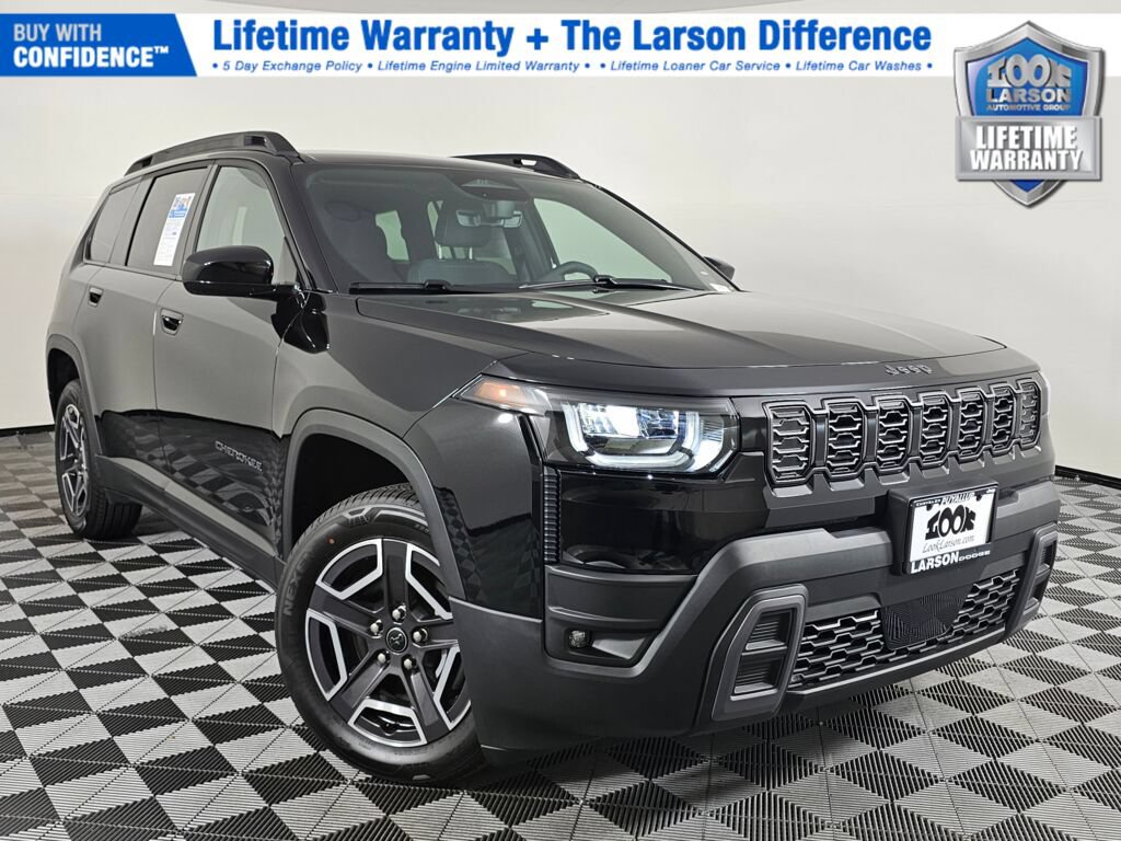 New 2026 Jeep Cherokee Laredo AWD/4WD image 1
