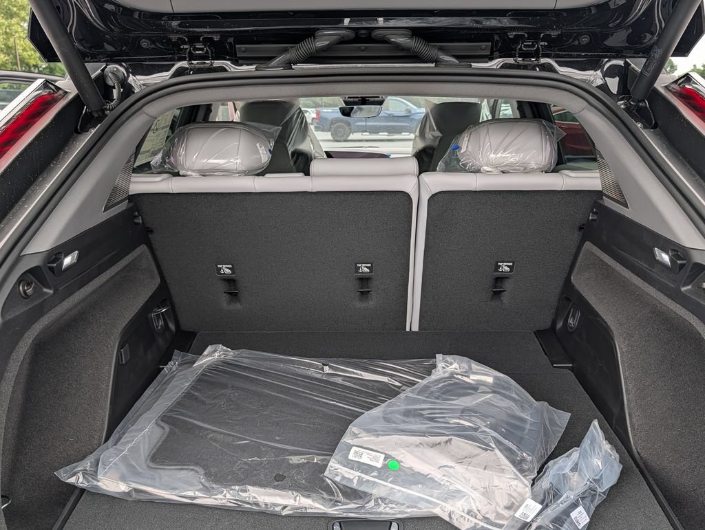 New 2026 Cadillac Optiq Sport 1 AWD/4WD image 15