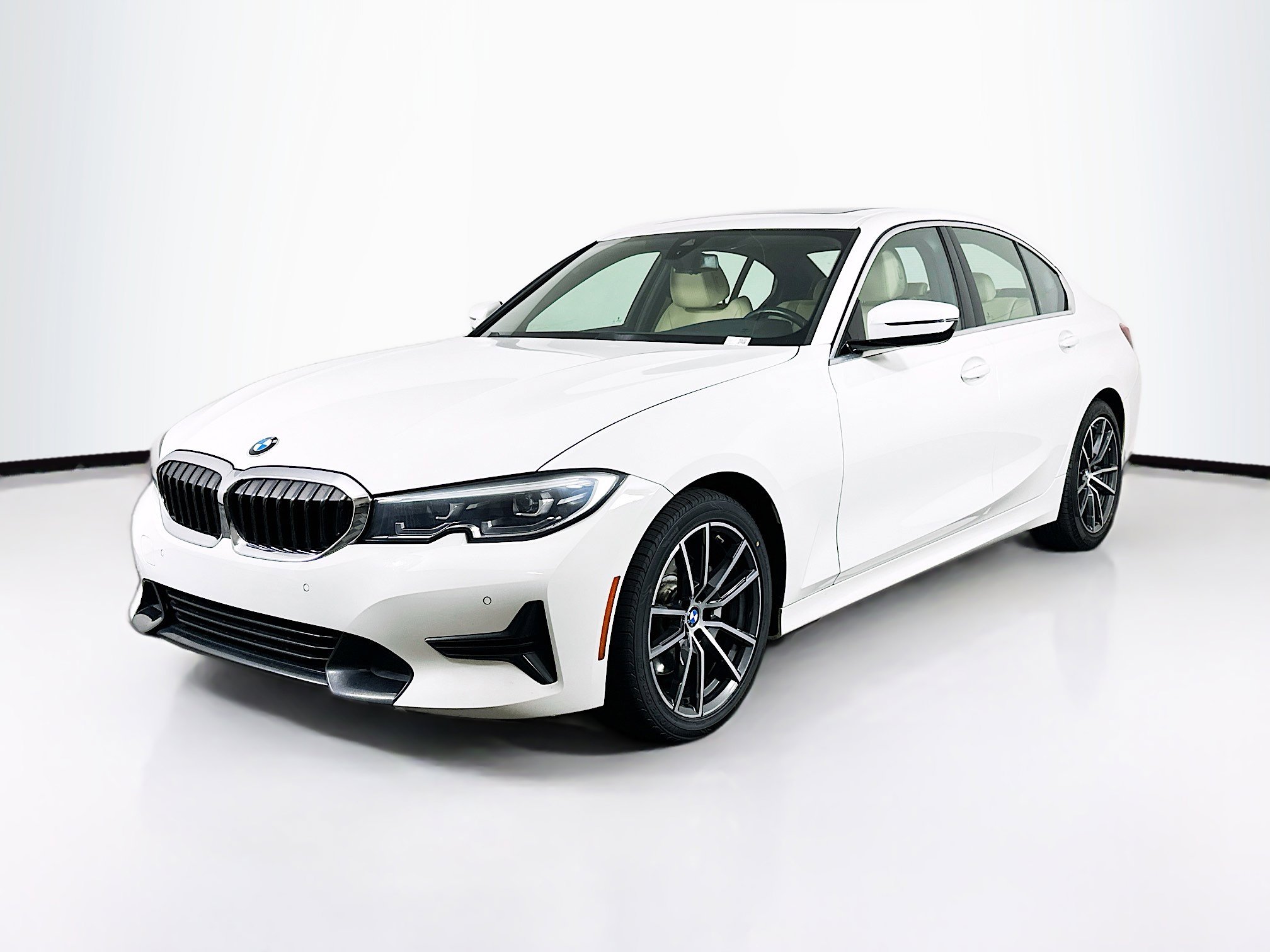 Used 2021 BMW 330i Sedan w/ Premium Package RWD image 3