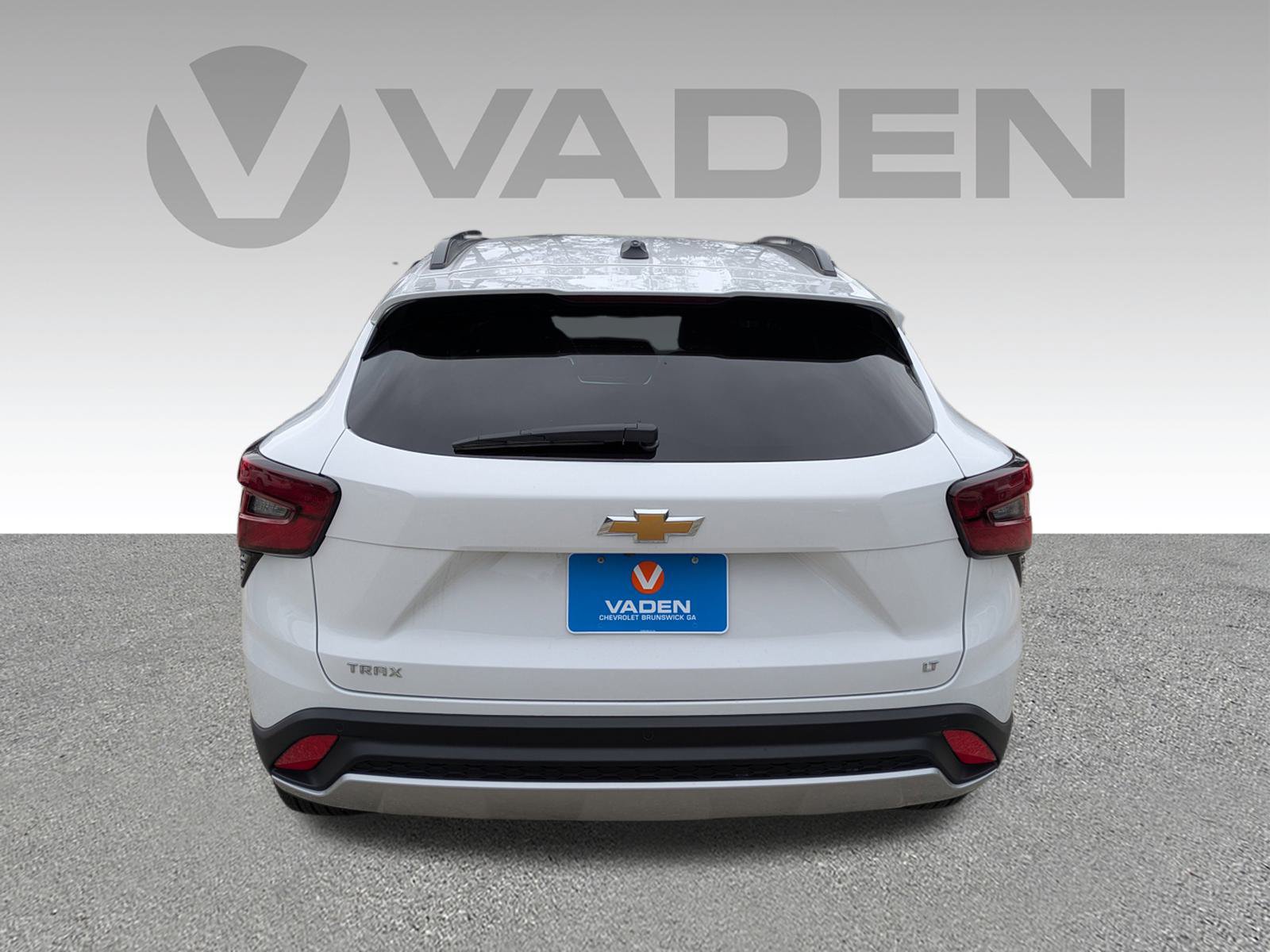 New 2026 Chevrolet Trax LT w/ Driver Confidence Package FWD image 24