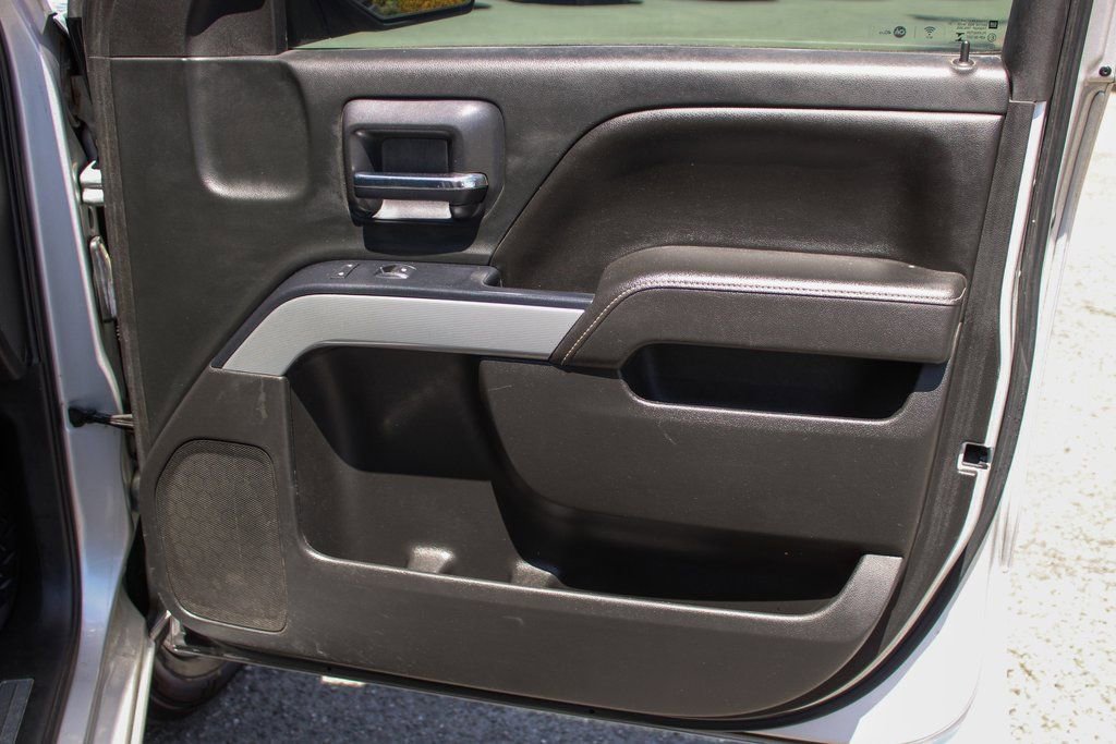 Used 2017 Chevrolet Silverado 1500 LT w/ All Star Edition image 32