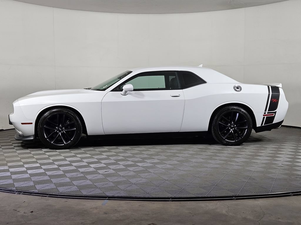 Used 2020 Dodge Challenger R/T w/ Performance Handling Group RWD image 3