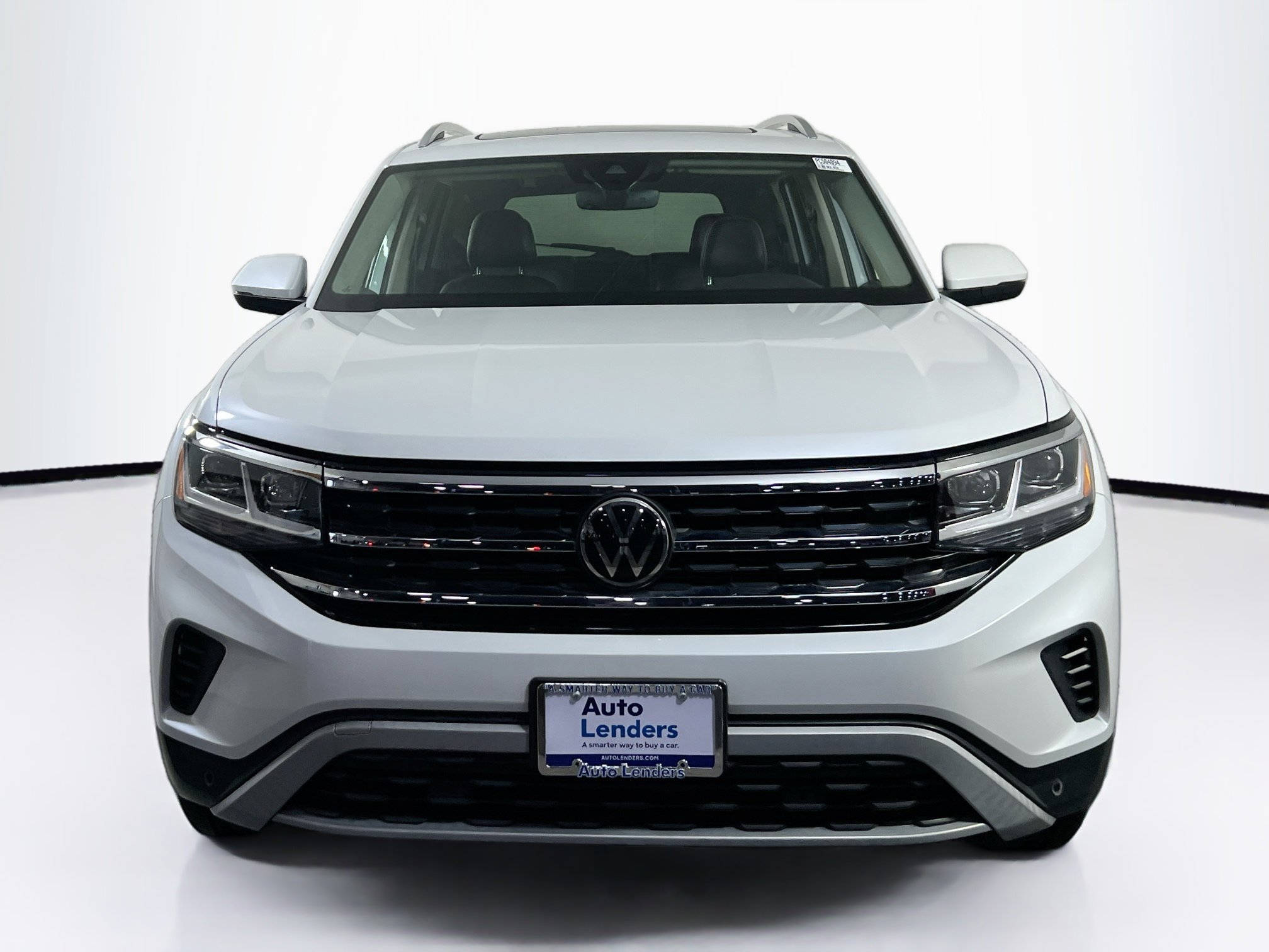 Used 2023 Volkswagen Atlas SEL image 2