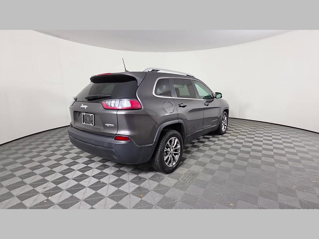 Used 2019 Jeep Cherokee Latitude Plus FWD image 40