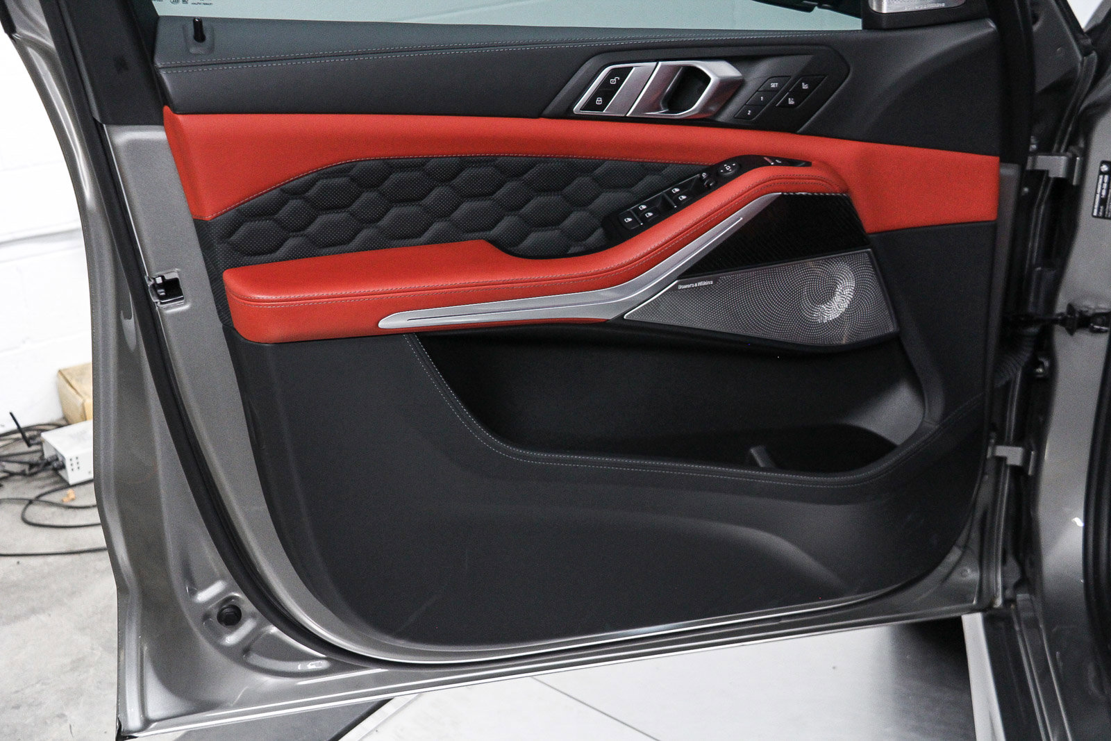 Used 2023 BMW X5 M w/ Competition Package image 22