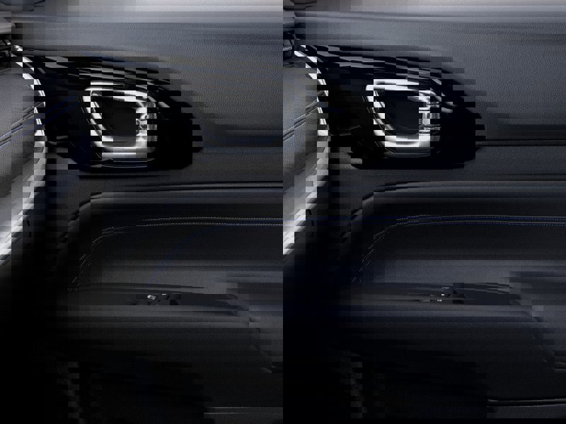 New 2026 Jeep Compass Limited image 25