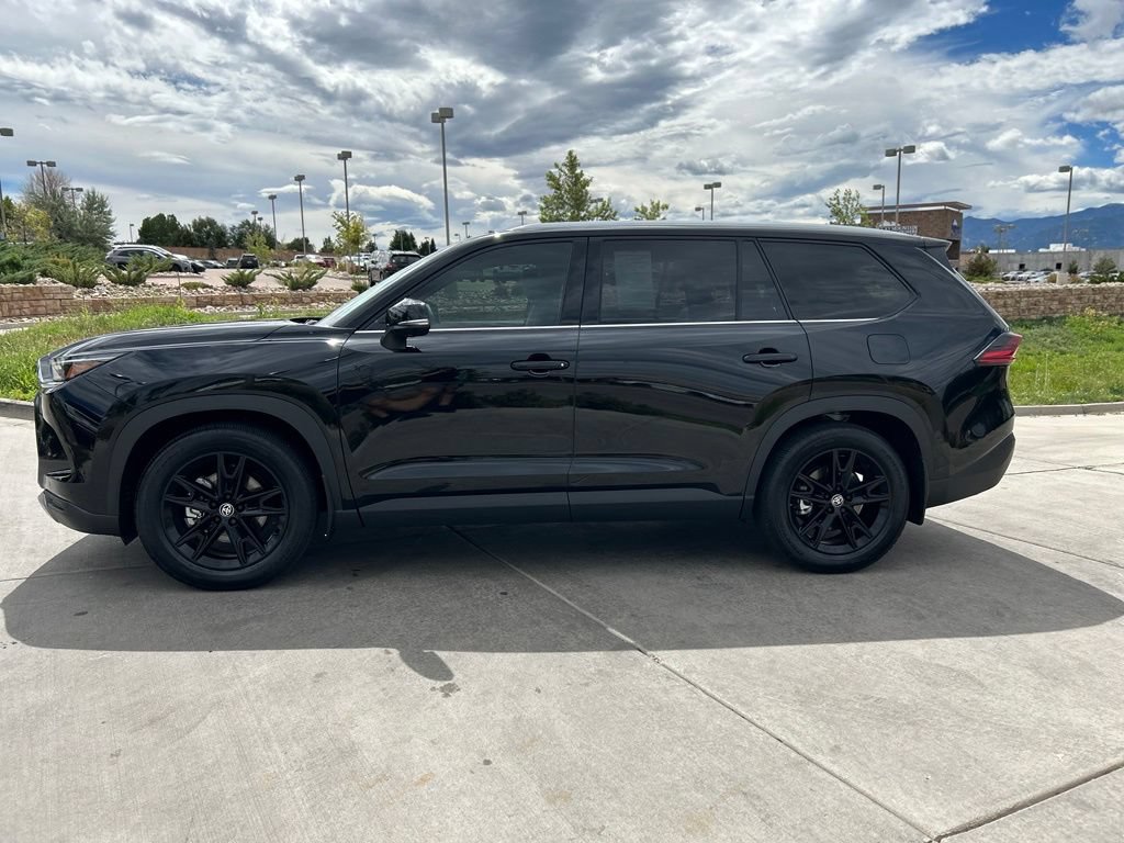 Used 2025 Toyota Grand Highlander AWD Hybrid image 4