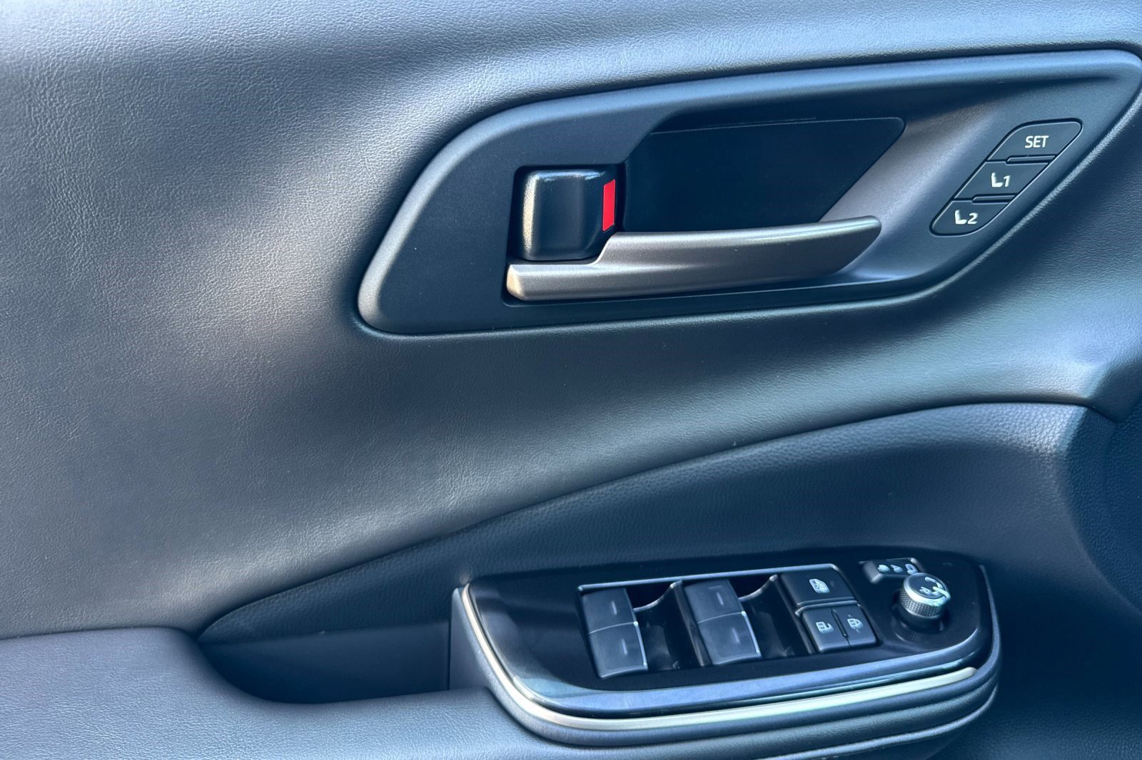 New 2026 Toyota Crown Nightshade image 11