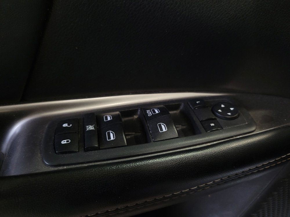 Used 2019 Dodge Journey Crossroad AWD/4WD image 27