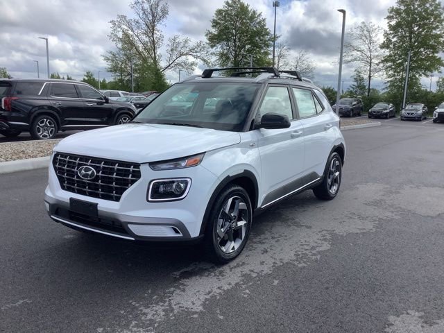 Certified 2025 Hyundai Venue Limited image 2