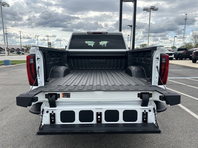 New 2025 GMC Sierra 2500 SLT w/ SLT Convenience Package image 19