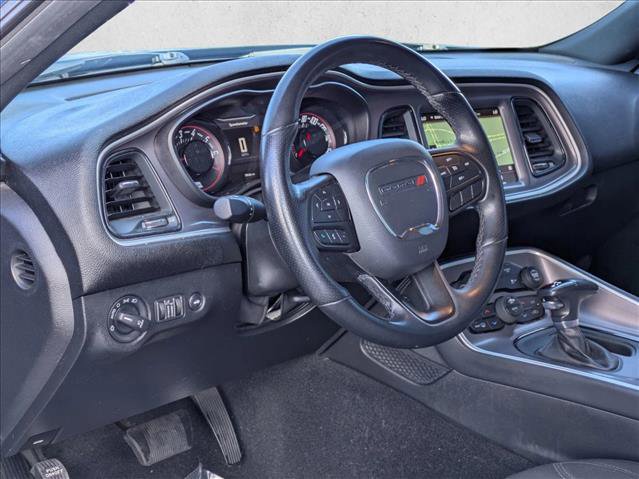 Used 2022 Dodge Challenger SXT image 10