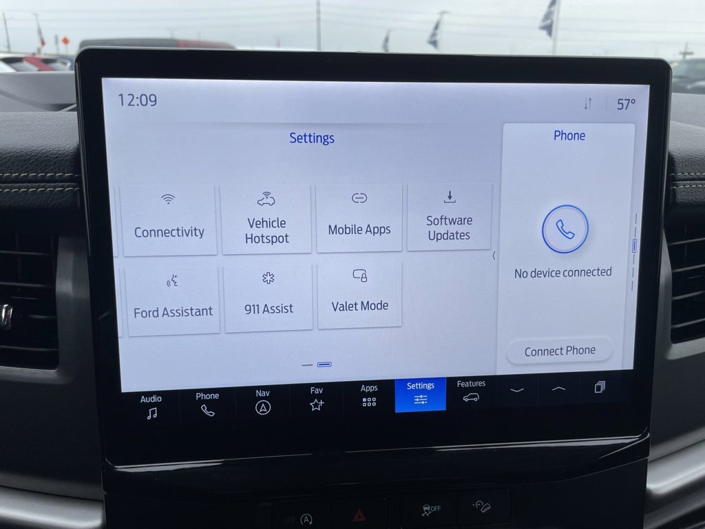 Used 2024 Ford Expedition XLT image 20