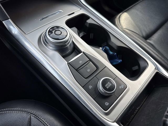 Used 2020 Ford Explorer XLT w/ Equipment Group 202A image 27