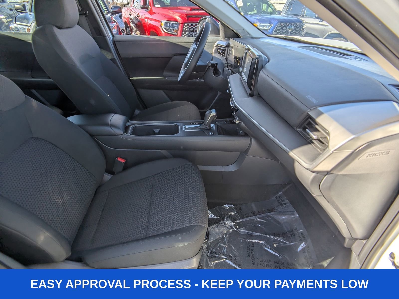 Used 2025 Nissan Kicks S AWD/4WD image 16