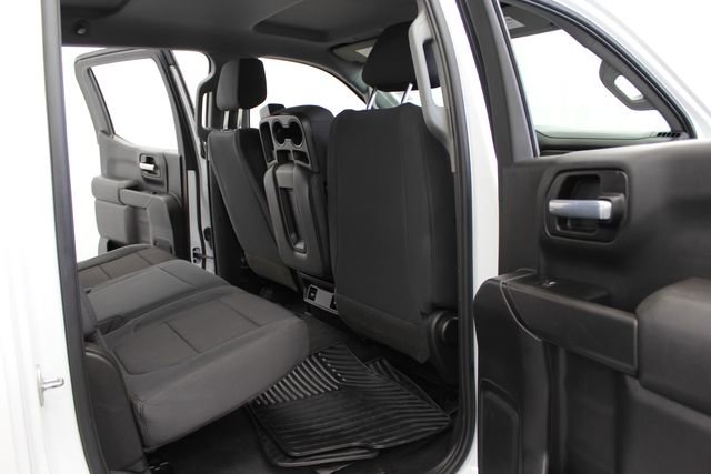 Used 2020 Chevrolet Silverado 1500 Custom w/ Custom Convenience Package AWD/4WD image 26